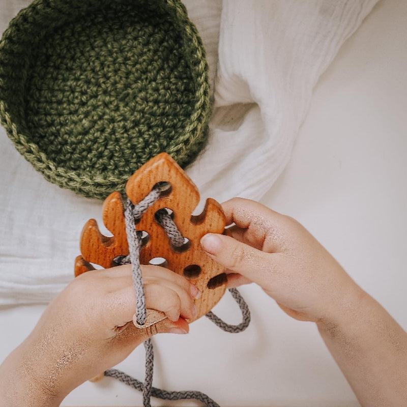 Monstera Leaf Wooden Lacing Toy