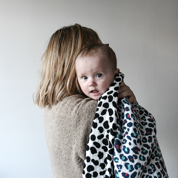 ANIMAL PRINT MUSLIN BLANKET - Reversible Newborn to 4 Months / 5+ Months